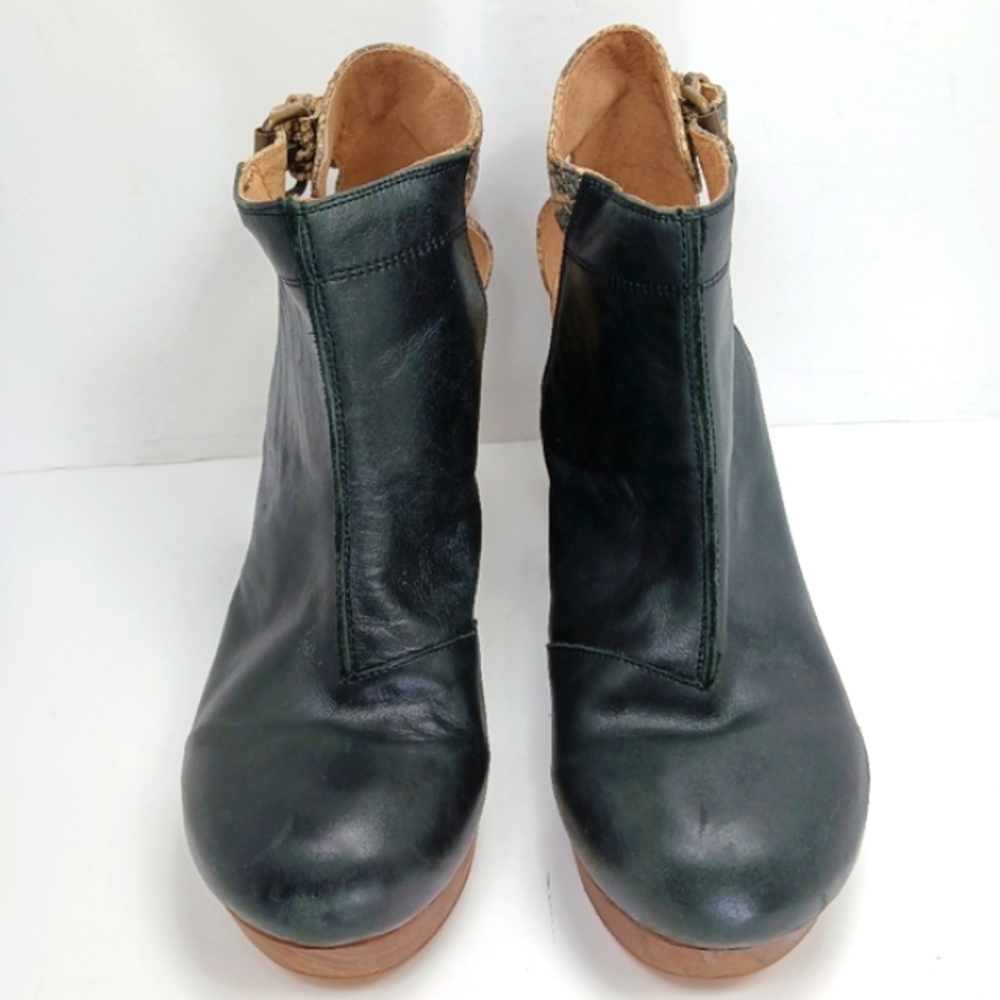 FREE PEOPLE Amber Orchard Black & Reptile Platform Ankle Open Clog Bootie EUC - Picture 13 of 16